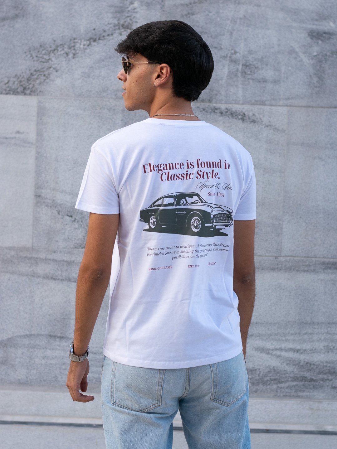 Camiseta Classic Vintage Regular Fit de Rising Dreams en color blanco